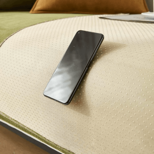 Non-Slip Fleece Couch Cover with Anti-Slide Bottom