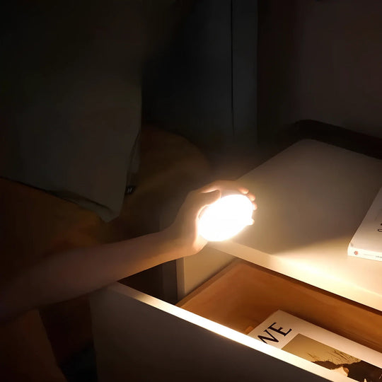 Wireless Motion Sensor Lamp - Battery & USB Closet Light