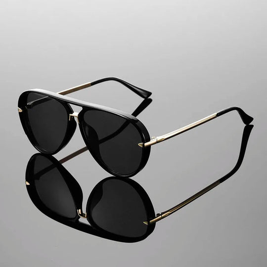 Retro Aviator Sunglasses for Women – Lightweight Metal UV400