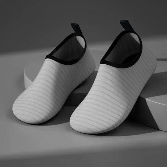Women's Water Shoes - Anti-Slip, Quick-Dry for Beach & Pool