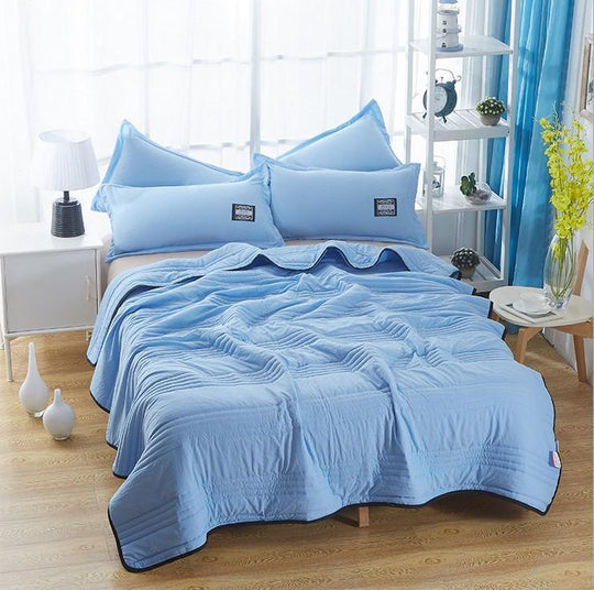Cooling Summer Blanket - Breathable & Lightweight Throw
