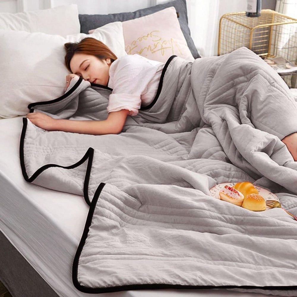 Cooling Summer Blanket - Breathable & Lightweight Throw