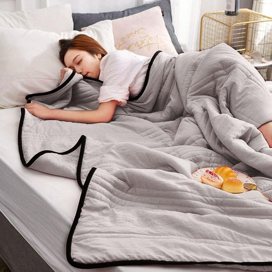 Cooling Summer Blanket - Breathable & Lightweight Throw